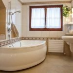 bathtub-vastu-direction