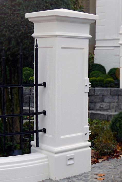 minimalist front gate pillar design