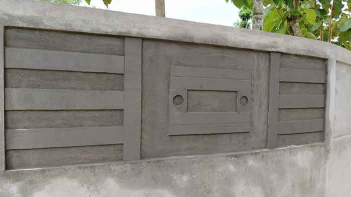 front cement moulding house