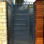 wooden-main-gate-pillar