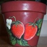 strawberry-plant-pot-painting-ideas