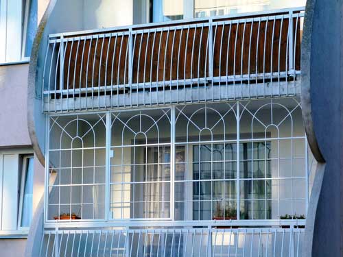 Metal Balcony Safety Grill Design 