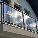 aluminium-glass-balcony-railing-designs