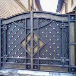 blue-main-gate-colour