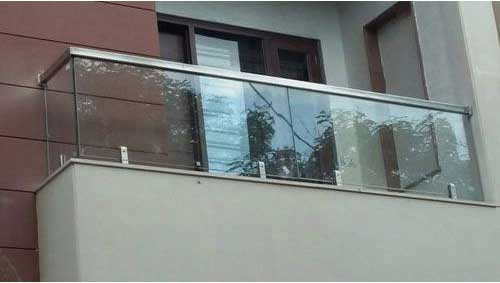 steel and glass railing design for home balcony
