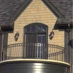 tiny-circle-railing-design