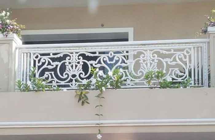 white iron balcony railing