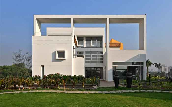 Contemporary design facade bungalow design