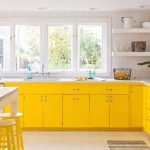 yellow-white-kitchen-colors