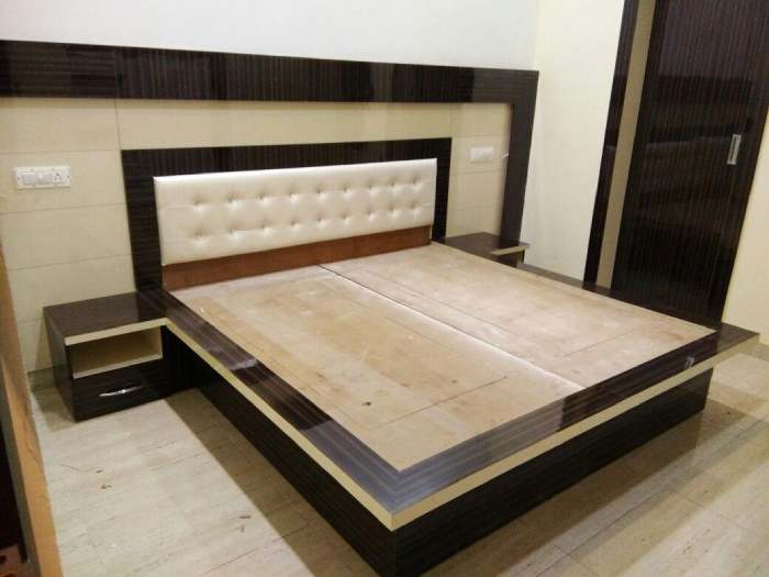 Plywood Double Bed Design
