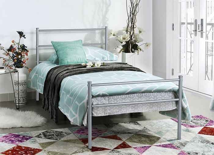 Single metal bed design