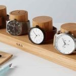 pine-wood-watch-stand