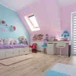 turquoise-pink-hall-wall-colour-combination