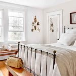 white-color-bedroom-vastu