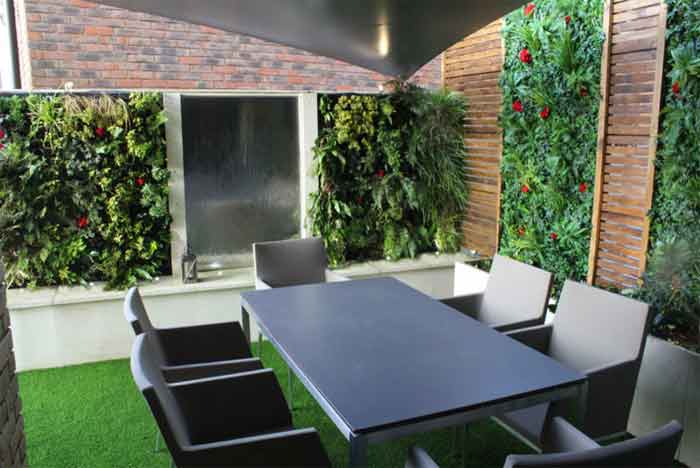 Terrace Wall Decoration with Artificial Grass