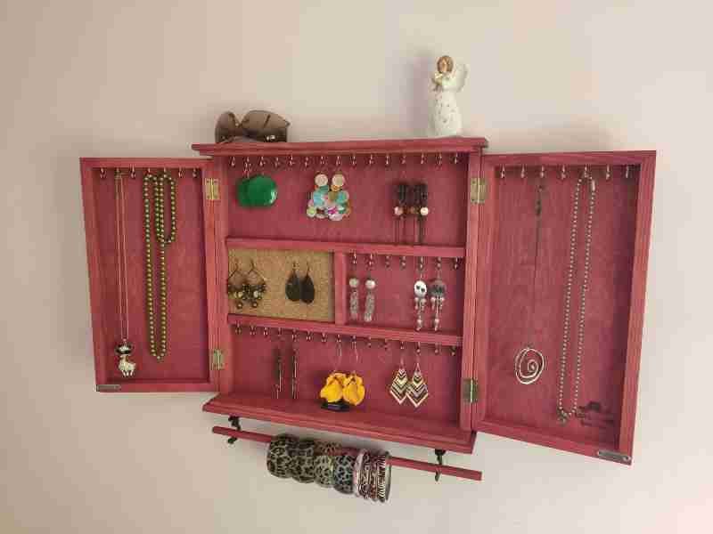 Earring Keeping Storage