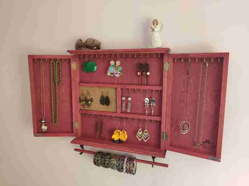 Earring Keeping Storage