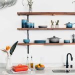 TIPS-FOR-KITCHEN-SHELVES