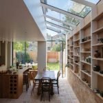 Light-filled room with an invigorating gallery