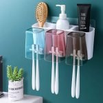 Toothbrush holder