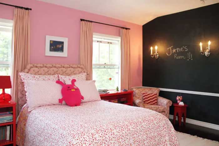 pink and black two color combination for bedroom walls