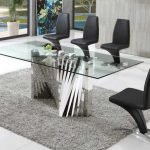 pooja-khandelwal-eather-dining-table-design