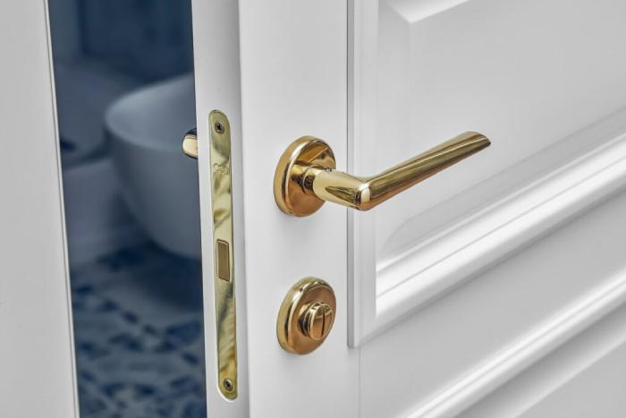 Types of bathroom door locks
