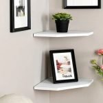 Corner-floating-shelves