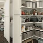 Corner-kitchen-pantry