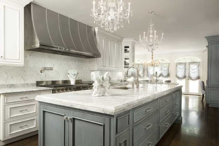 Hollywood style kitchen