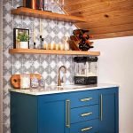 Splendid white with additional style kitchen bar