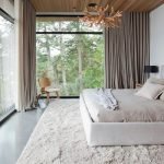 Wood-and-white-bedroom