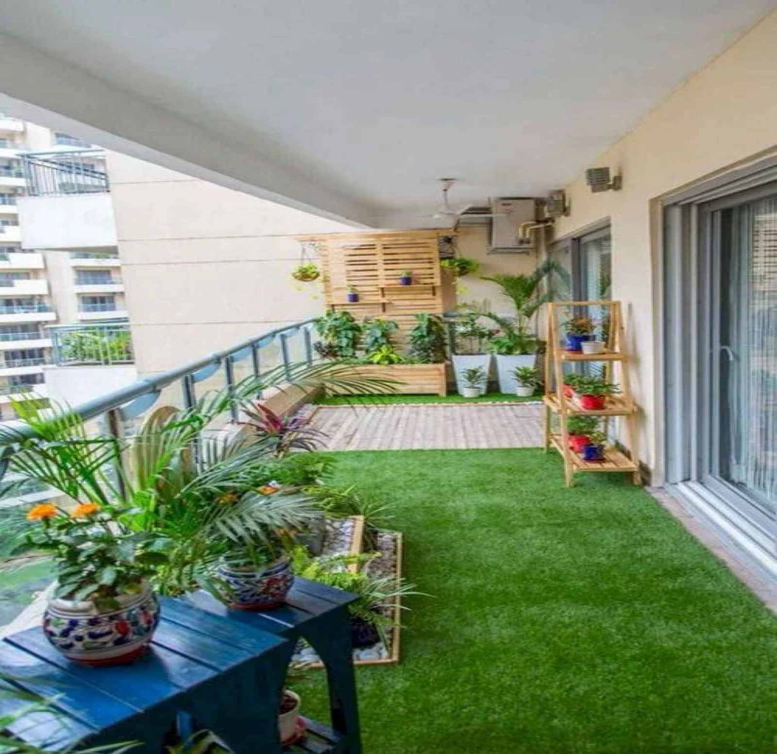 balcony-cozy