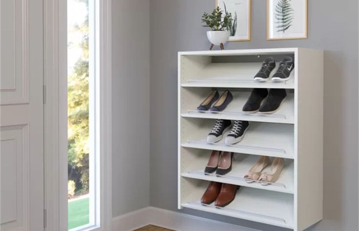 wall-mounted-shoe-cabinet