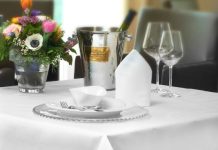 Dinning table Accessories