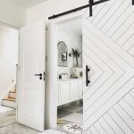 Off-white glass fun barn doors