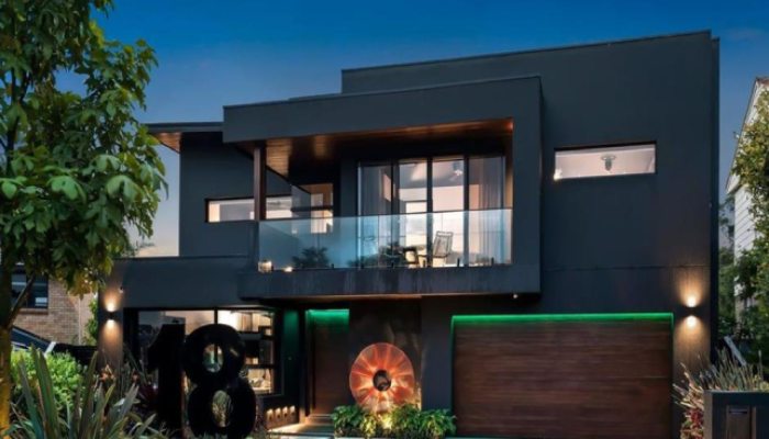 Designing a Black-Themed House Exterior