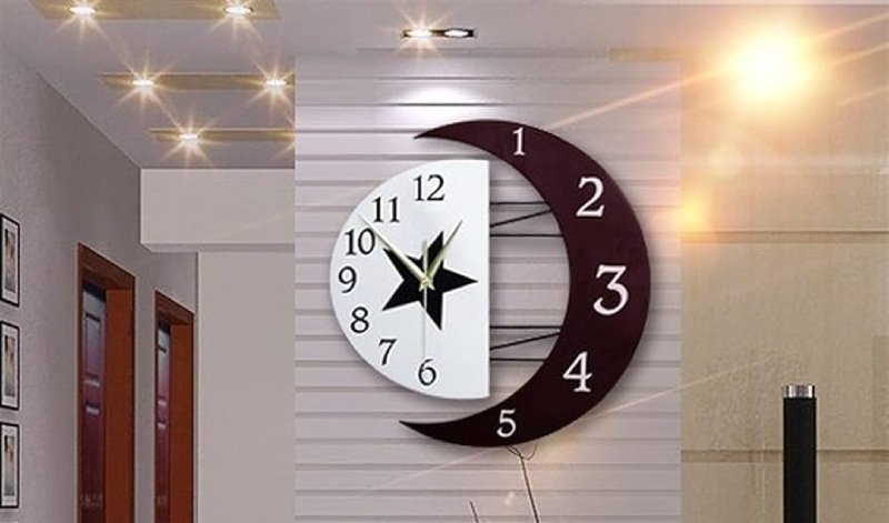 Moon-shaped-wall-clock