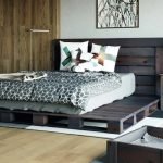 Simple Pallet Platform Bed