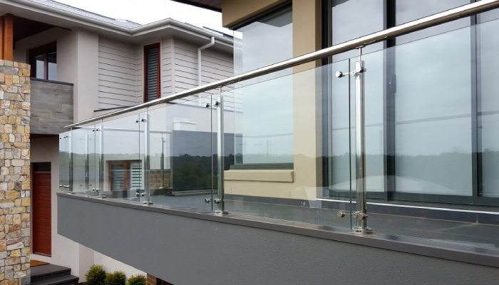 Why should you choose Glass Railings for your Balcony?